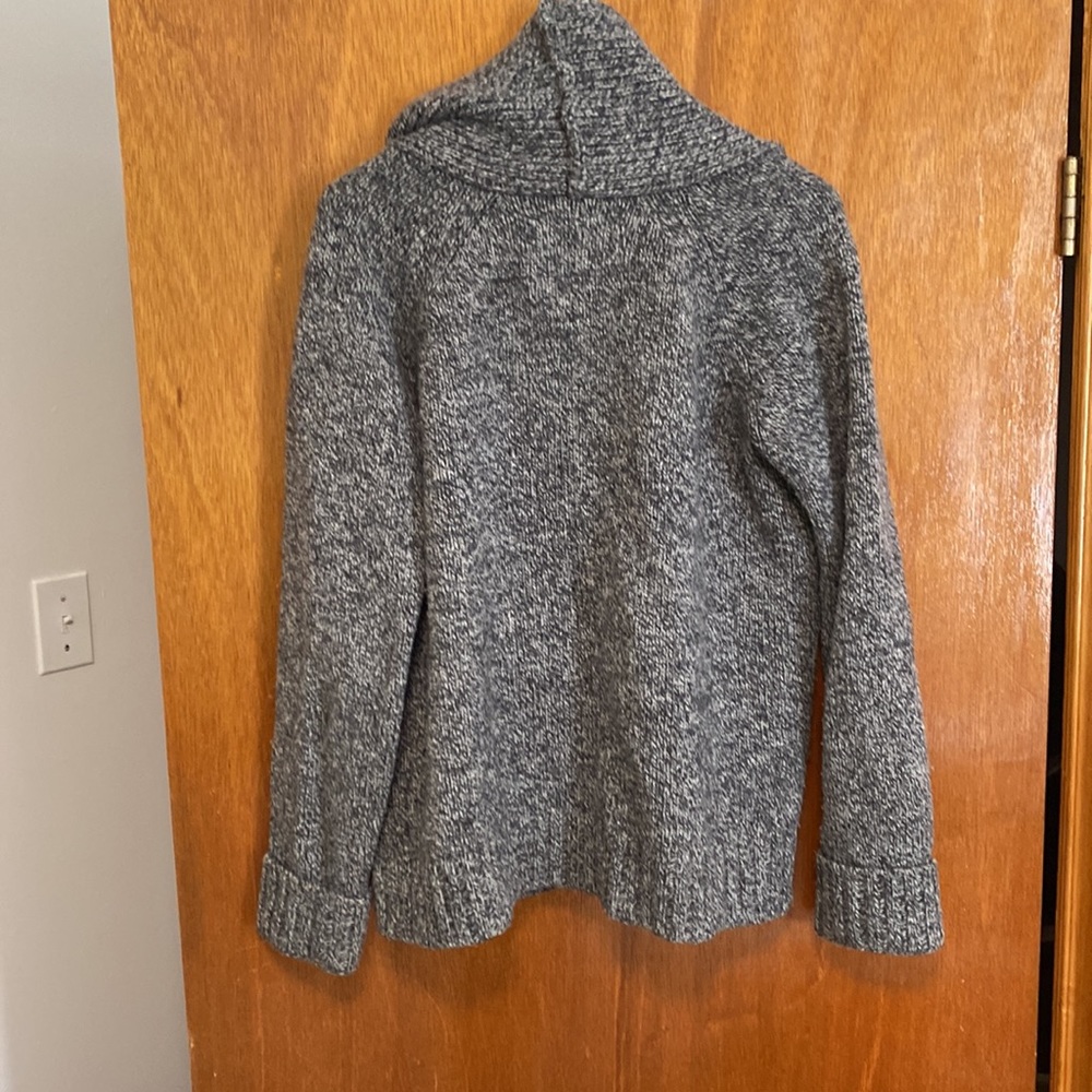 Men’s Roots Button-Up Sweater - Picture 4 of 4
